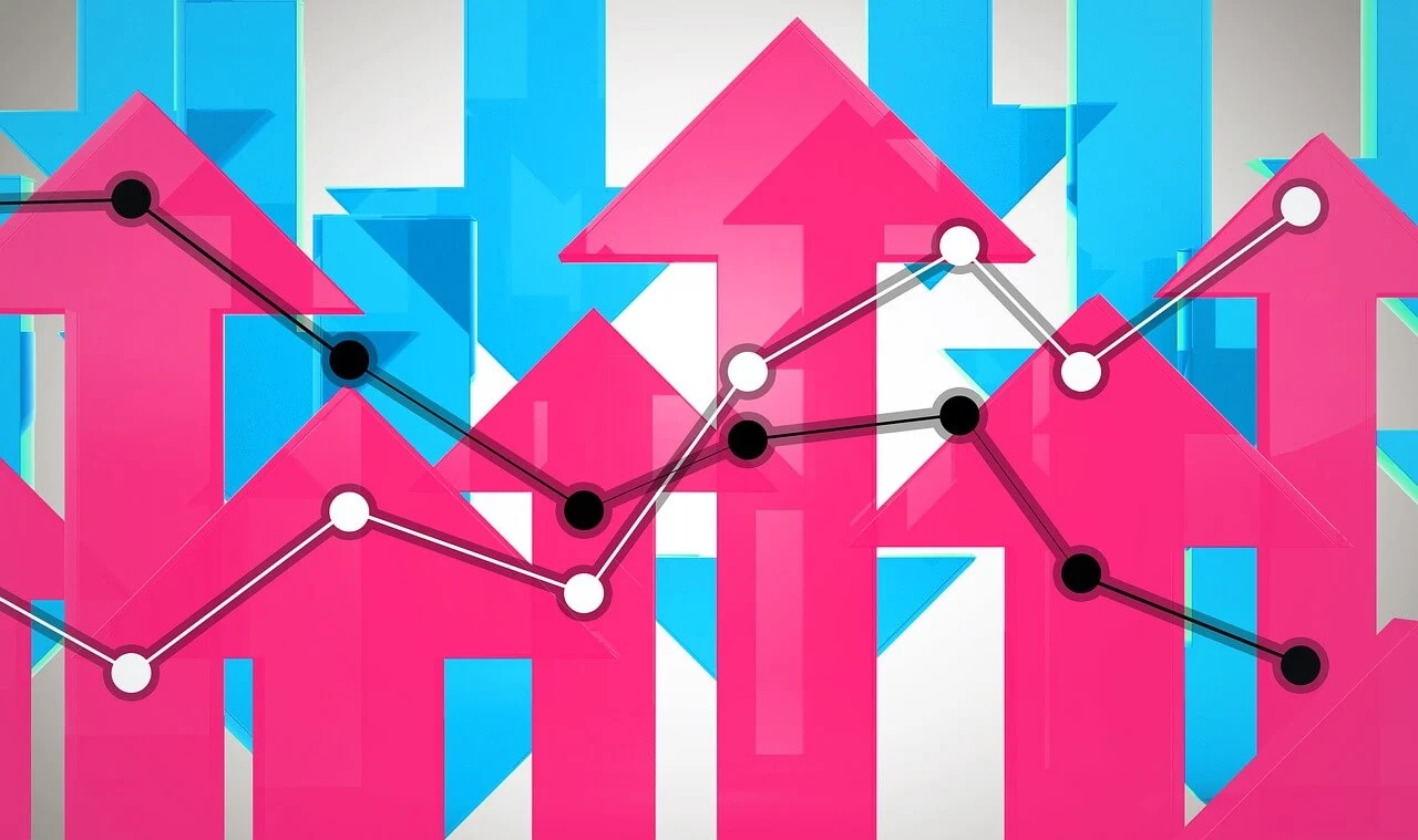 Up and down arrows representing rise or fall of interest rates