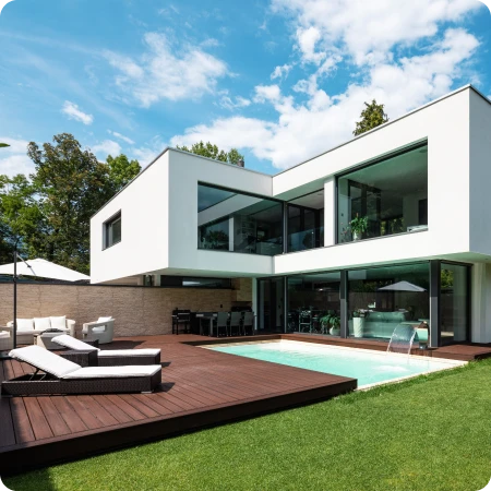 an appartment with a swimming pool 